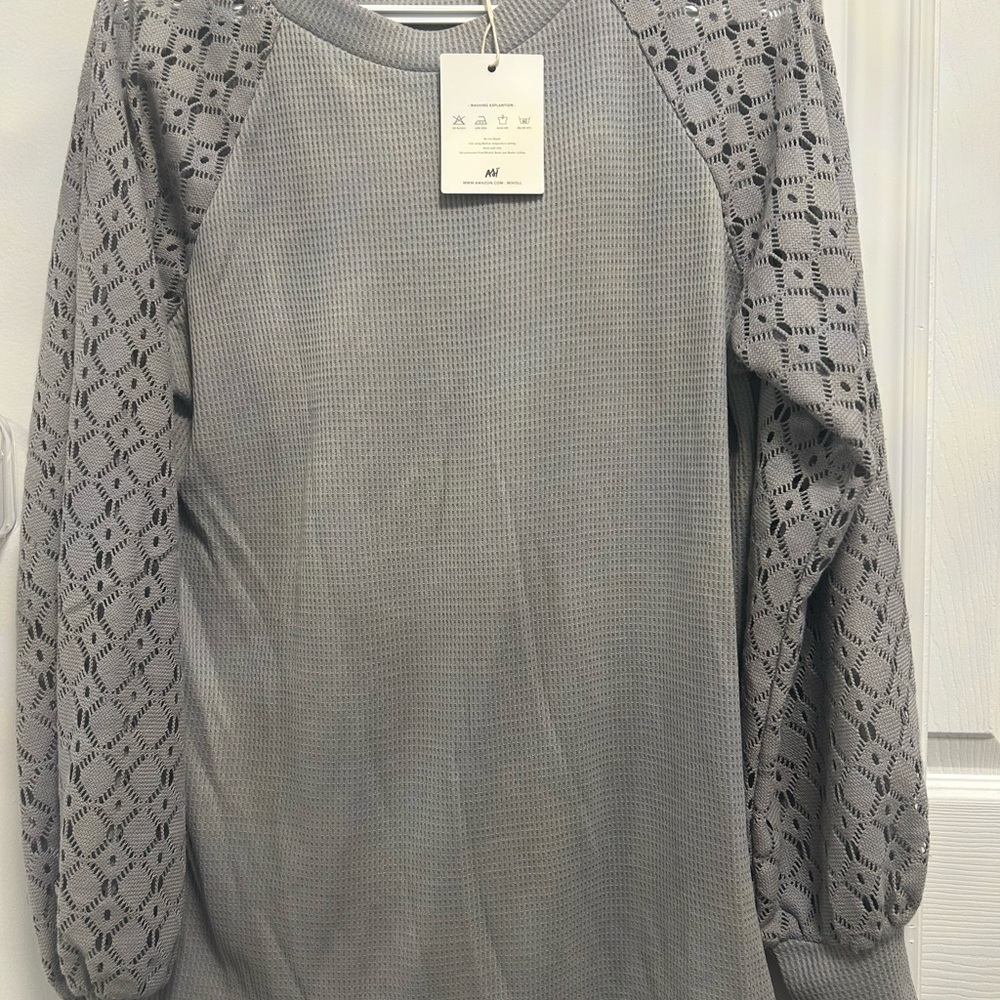 Elegant Gray Sweater with Lace Sleeves